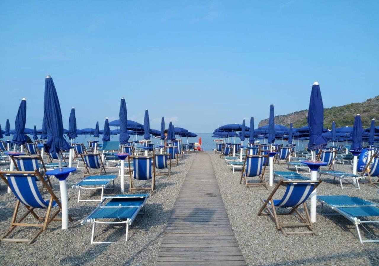 Villaggio Turistico La Mantinera - Appartamenti De Luxe Прая-а-Маре Екстер'єр фото
